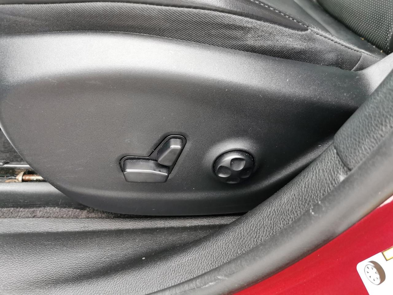 2019 Jeep Cherokee Trailhawk Photo