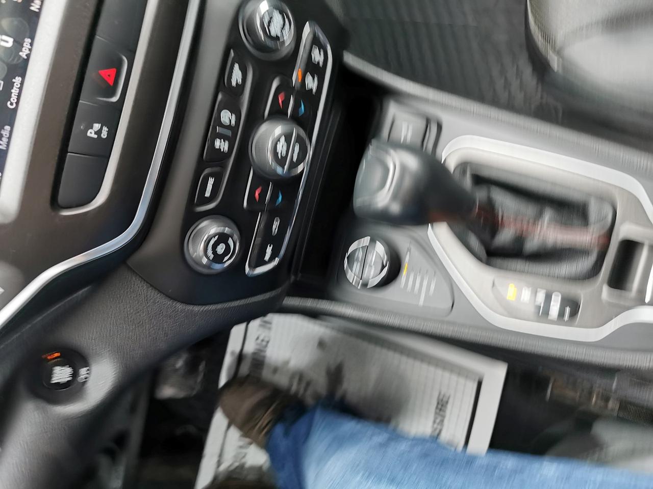 2019 Jeep Cherokee Trailhawk Photo