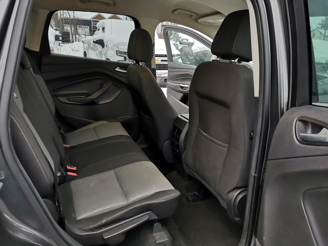 2017 Ford Escape SE Photo