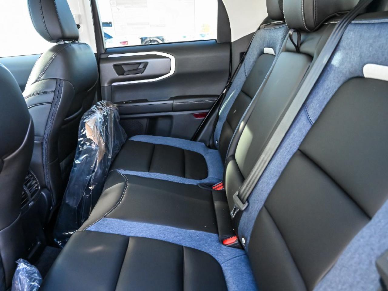 2026 Ford Bronco Sport Outer Banks Photo