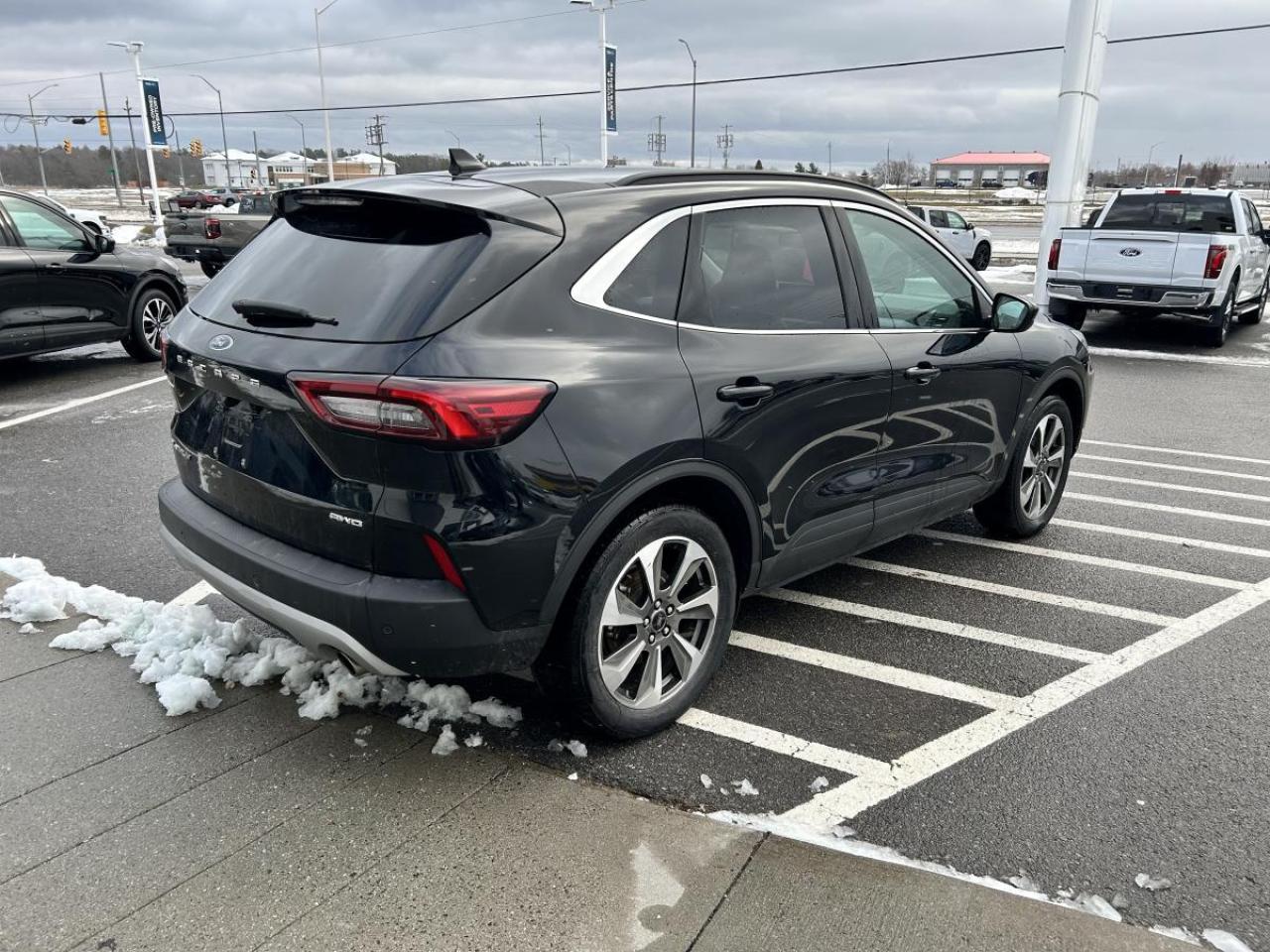 2025 Ford Escape Platinum Photo