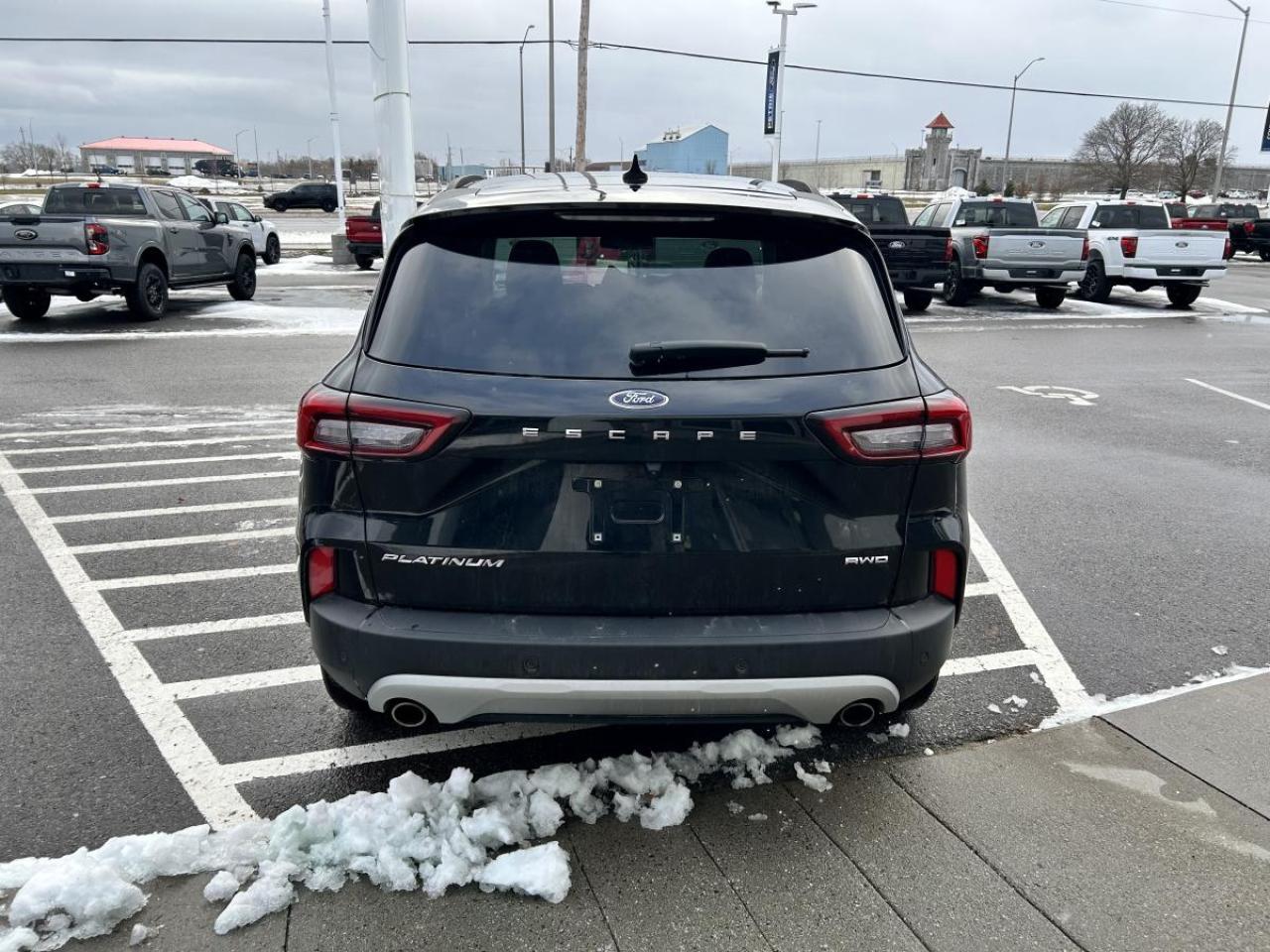 2025 Ford Escape Platinum Photo