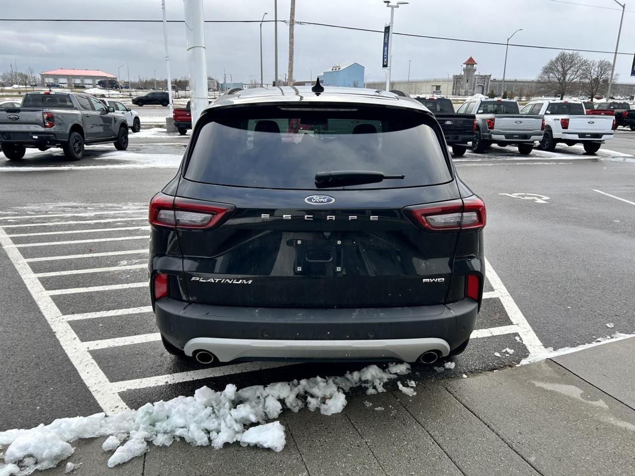 2025 Ford Escape Platinum Photo