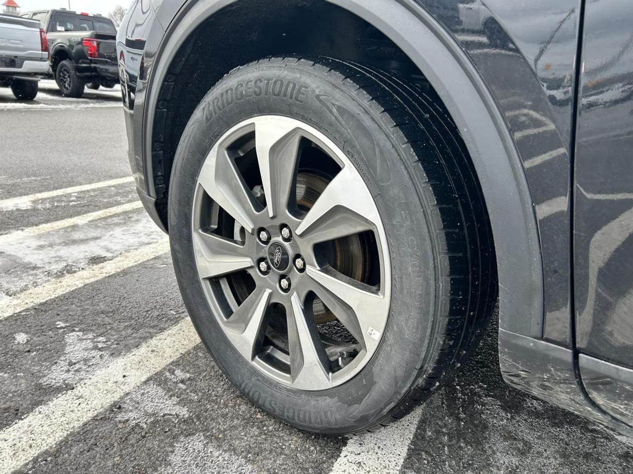 2025 Ford Escape Platinum Photo