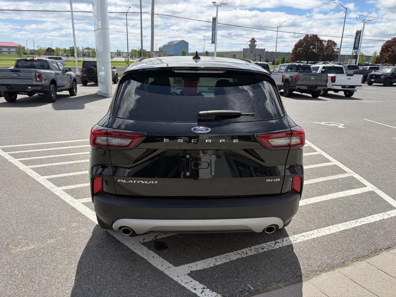 2025 Ford Escape Platinum Photo