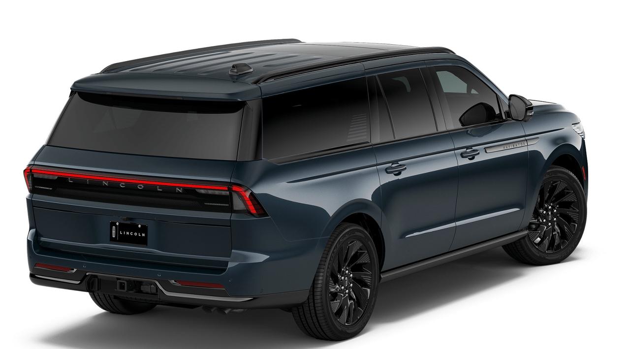 2026 Lincoln Navigator Reserve Photo2