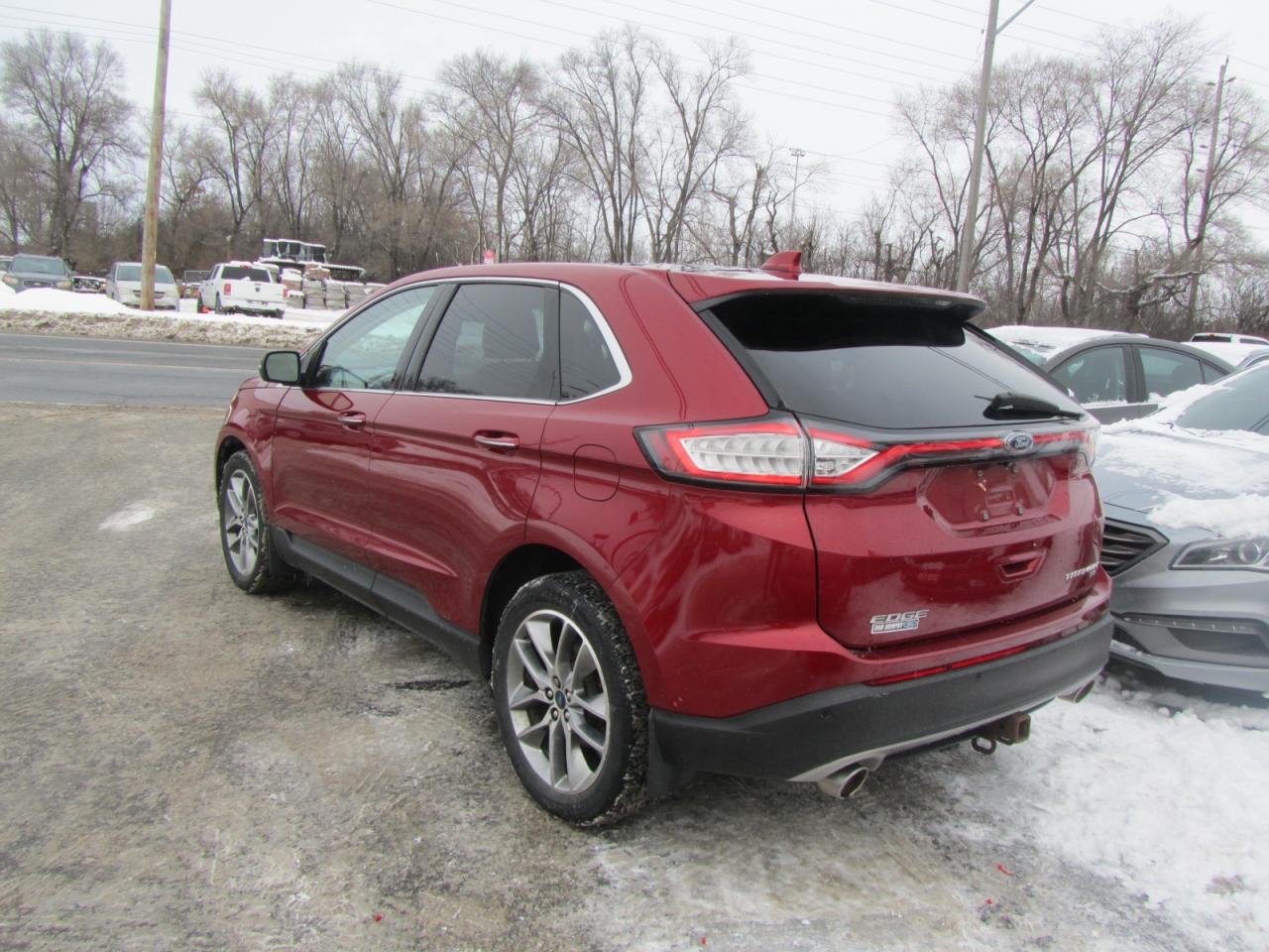 2016 Ford Edge 4DR TITANIUM AWD Photo