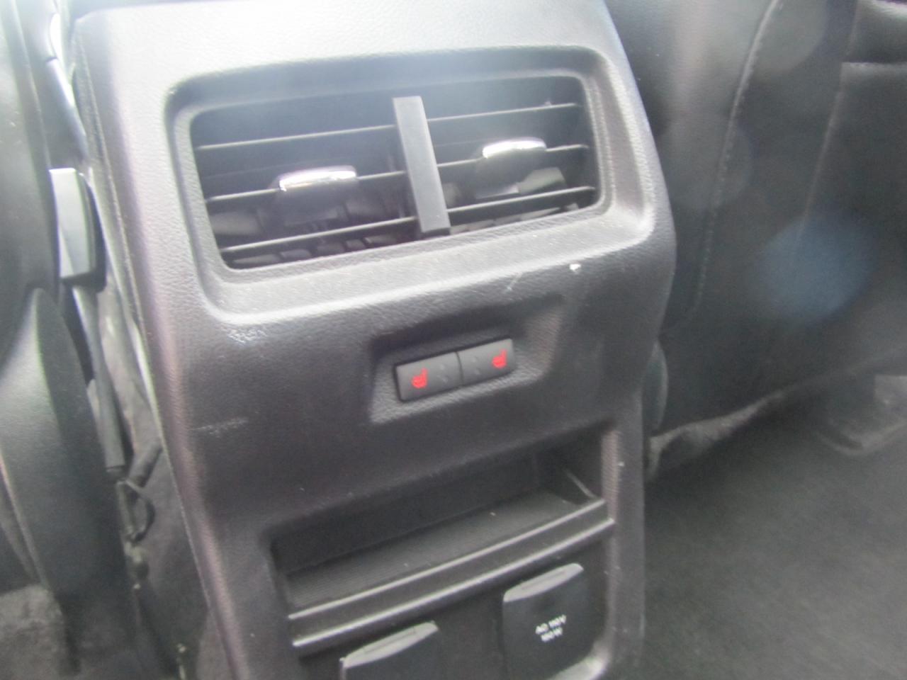 2016 Ford Edge 4DR TITANIUM AWD Photo