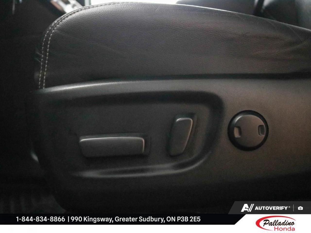 2020 Toyota Sienna SE Photo