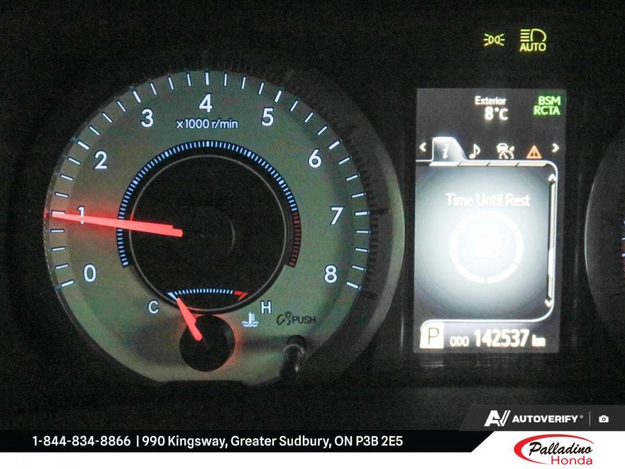 2020 Toyota Sienna SE Photo