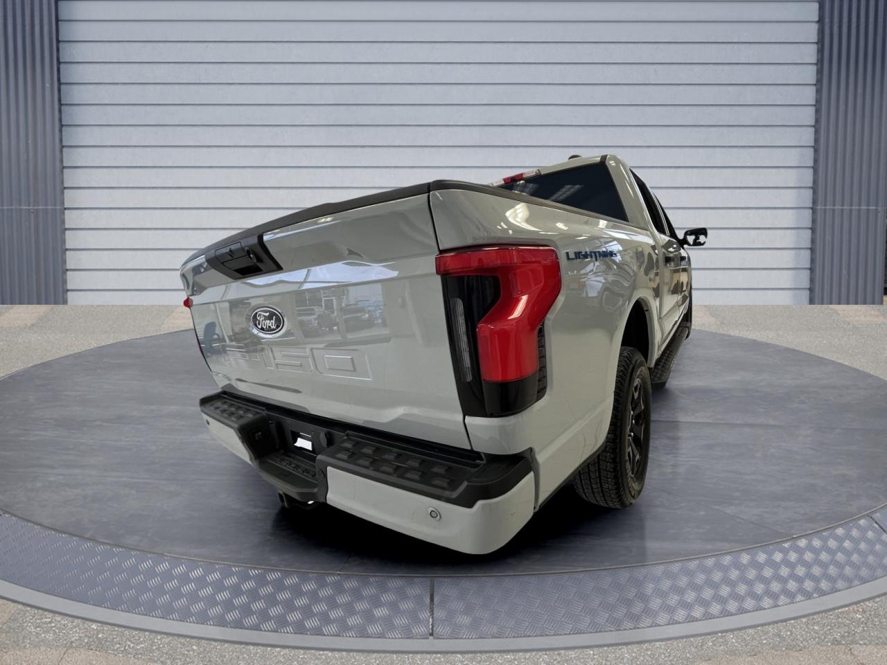 2024 Ford F-150 Lightning XLT Photo
