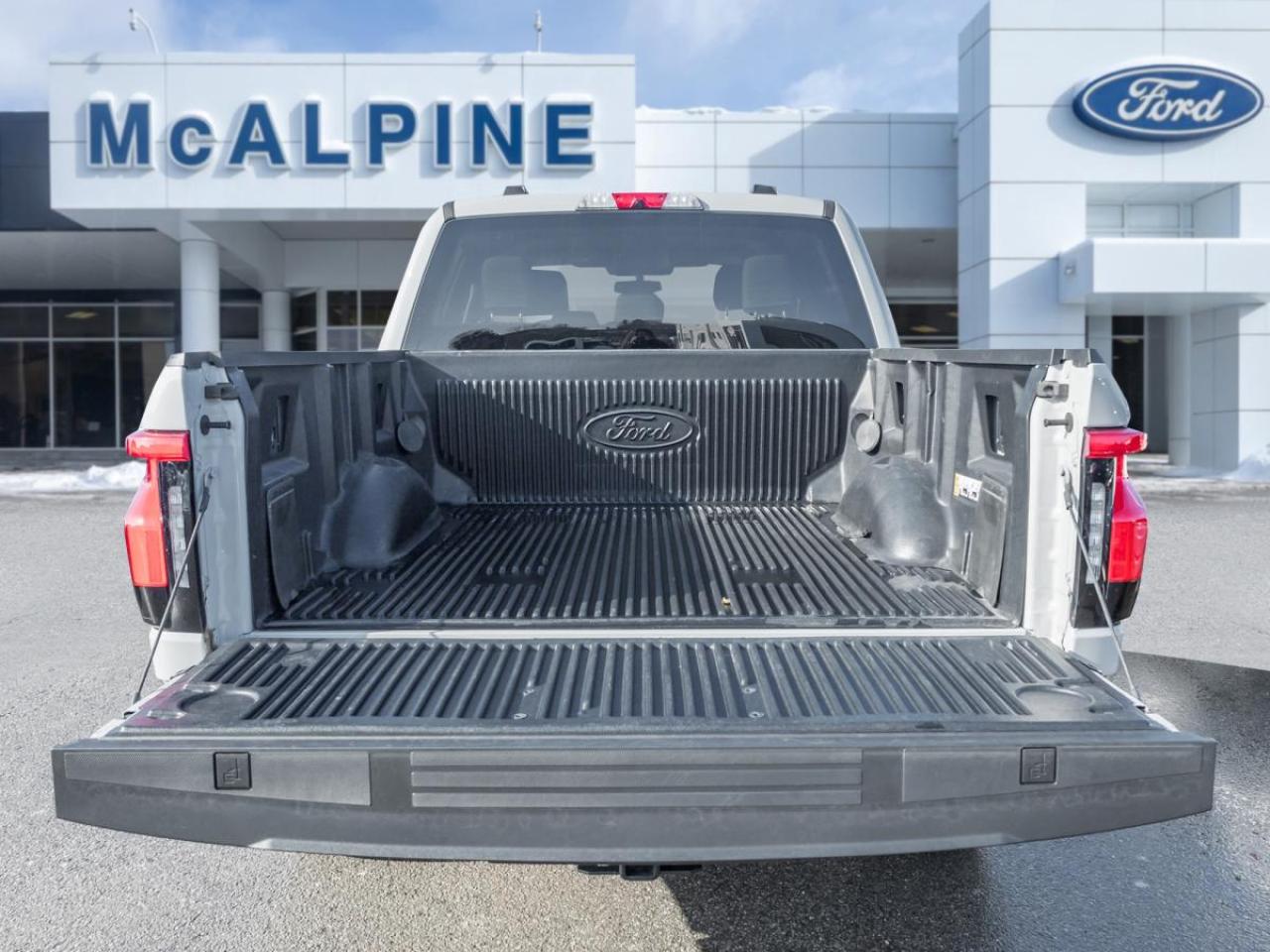 2024 Ford F-150 Lightning XLT Photo