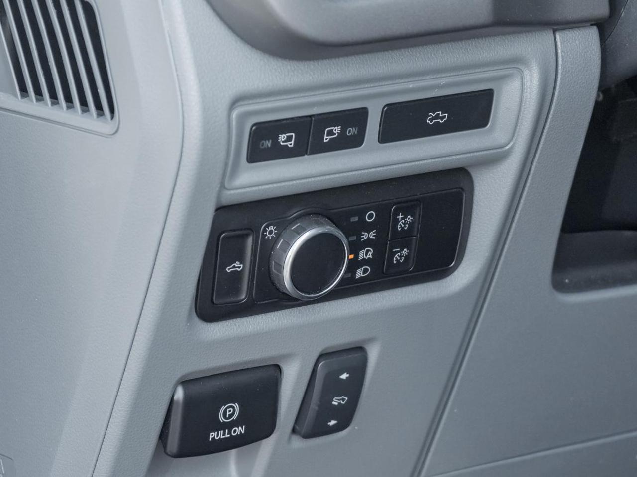 2024 Ford F-150 Lightning XLT Photo