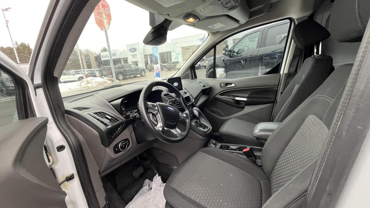 2022 Ford Transit Connect Van XLT Photo