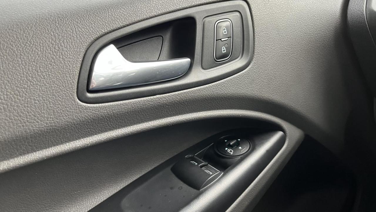 2022 Ford Transit Connect Van XLT Photo