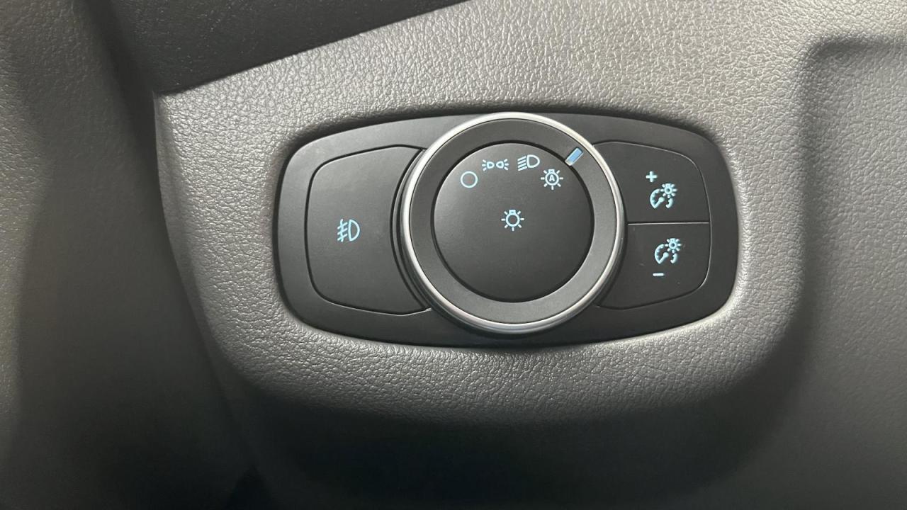 2022 Ford Transit Connect Van XLT Photo