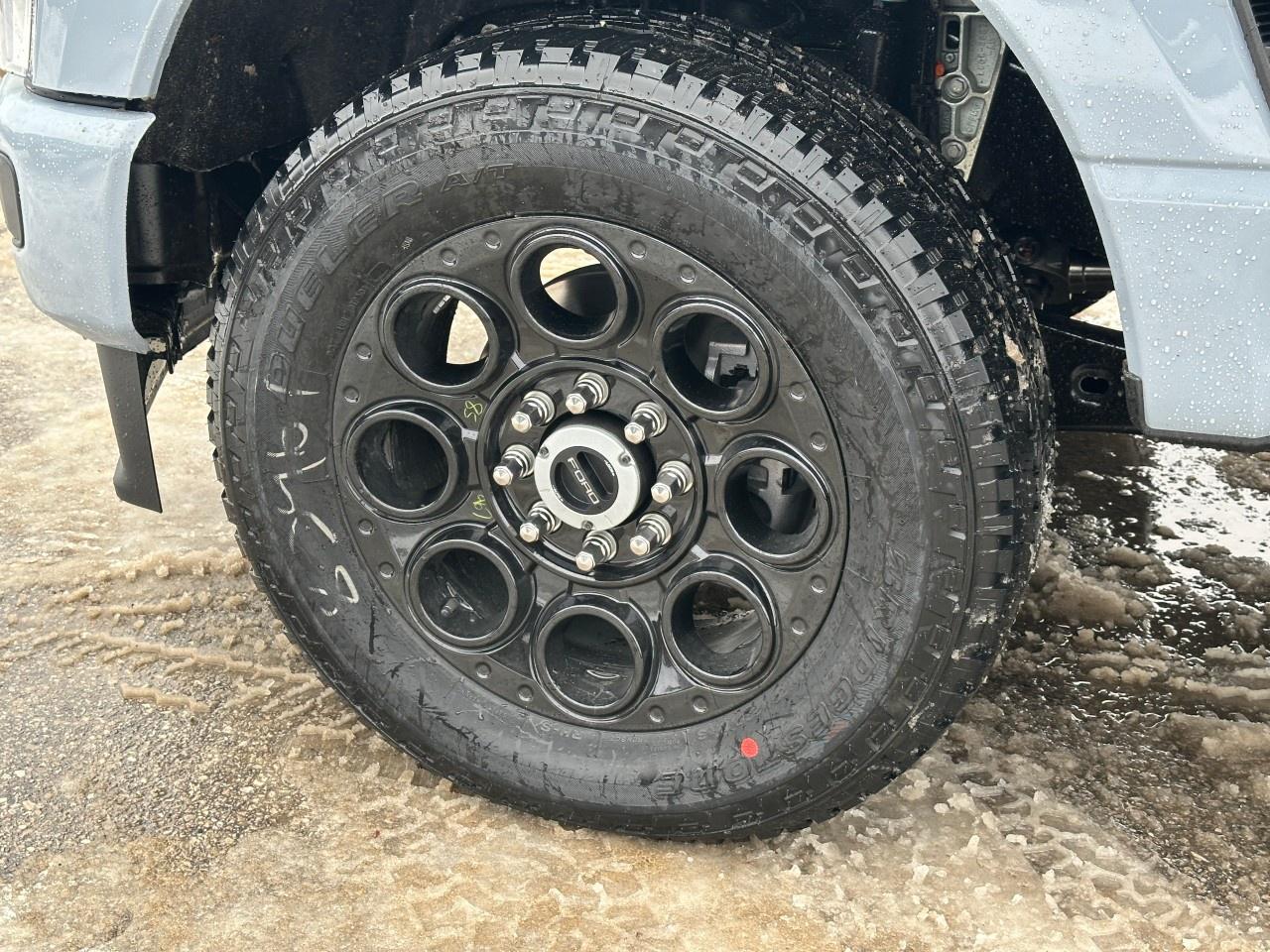 2026 Ford F-350 Super Duty SRW LARIAT 4WD CREW CAB 6.75' BOX Photo