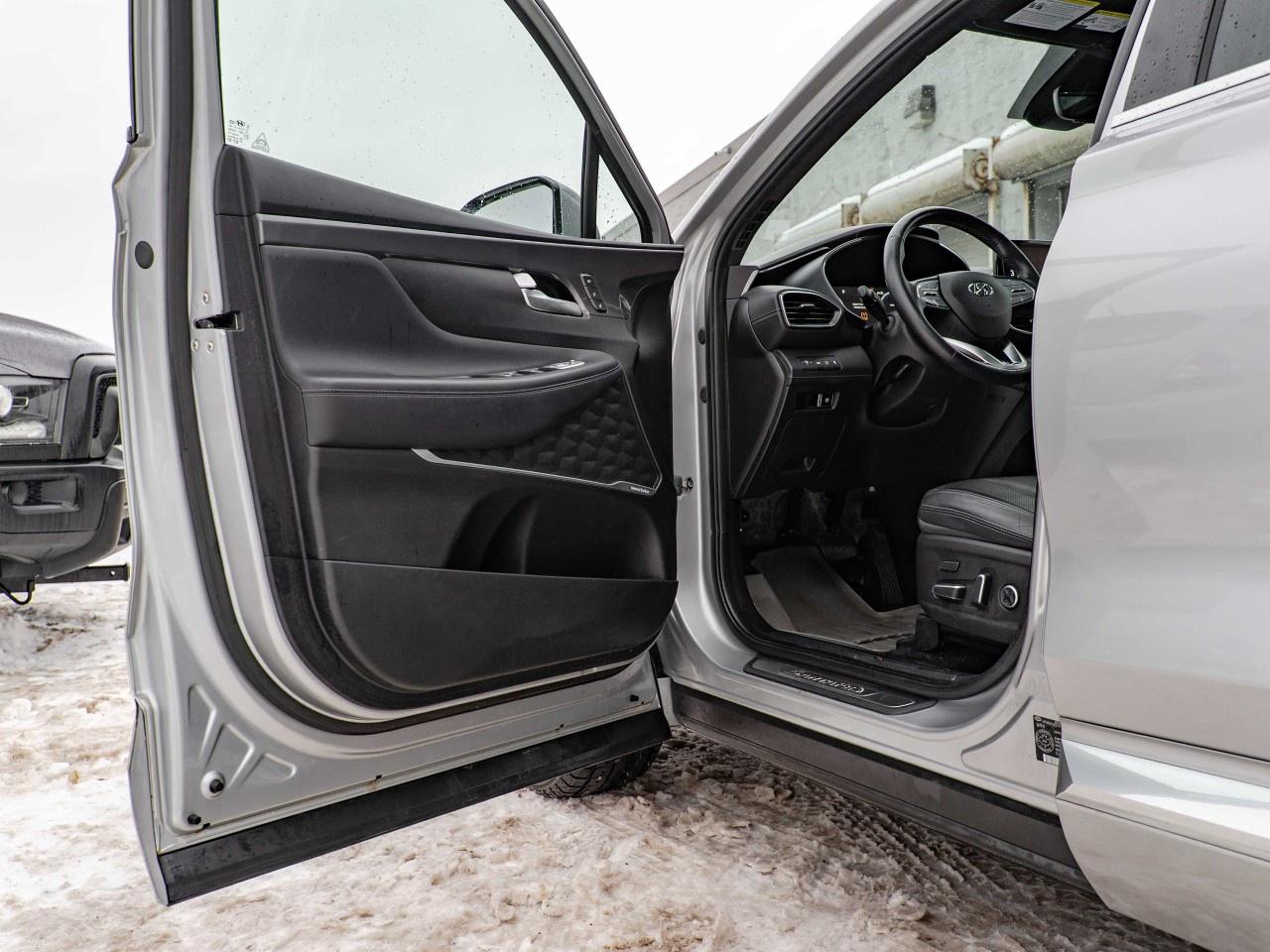 2022 Hyundai Santa Fe ULTIMATE CALLIGRAPHY AWD Photo