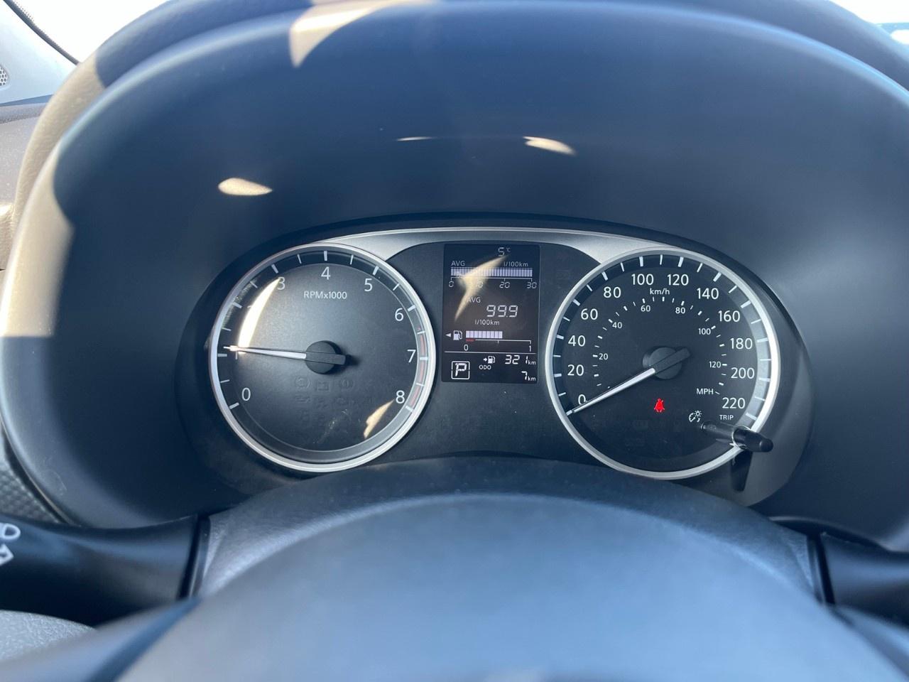 2025 Nissan Kicks Play S FWD Photo