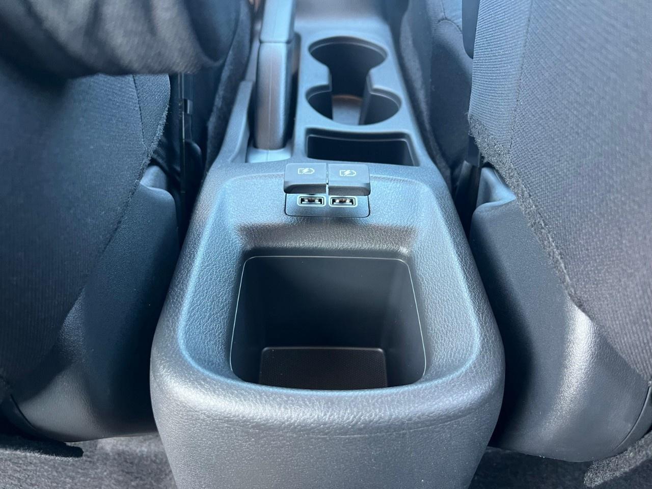 2025 Nissan Kicks Play S FWD Photo