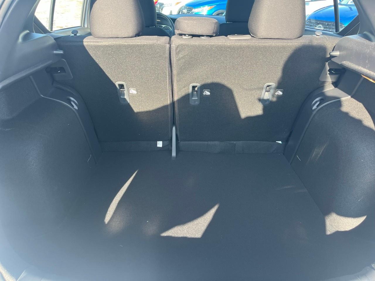 2025 Nissan Kicks Play S FWD Photo