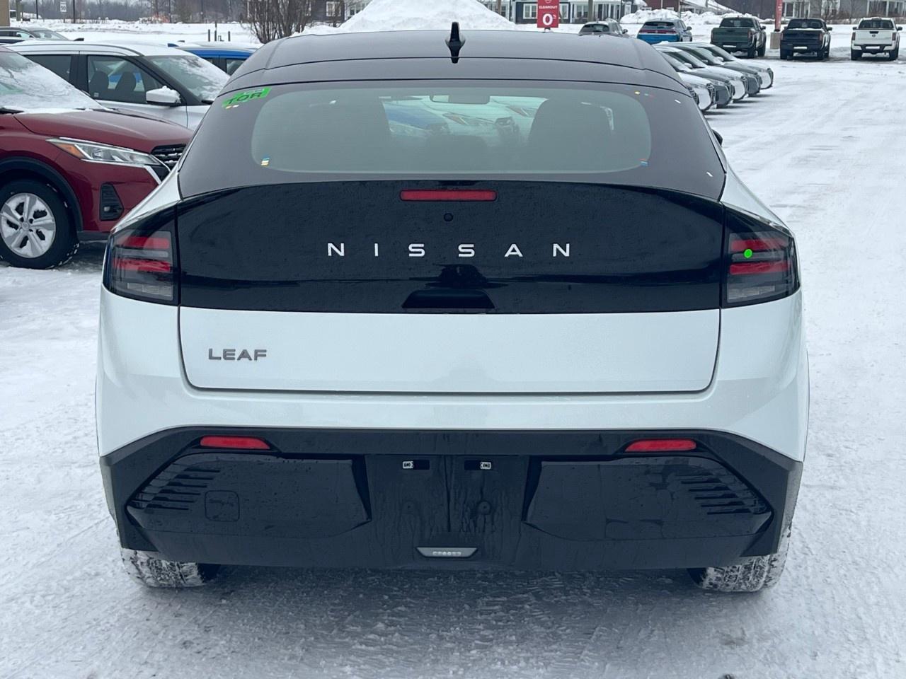 2026 Nissan Leaf SV  FWD Photo