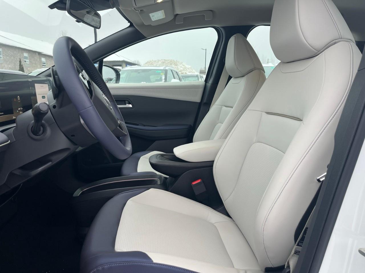 2026 Nissan Leaf SV  FWD Photo