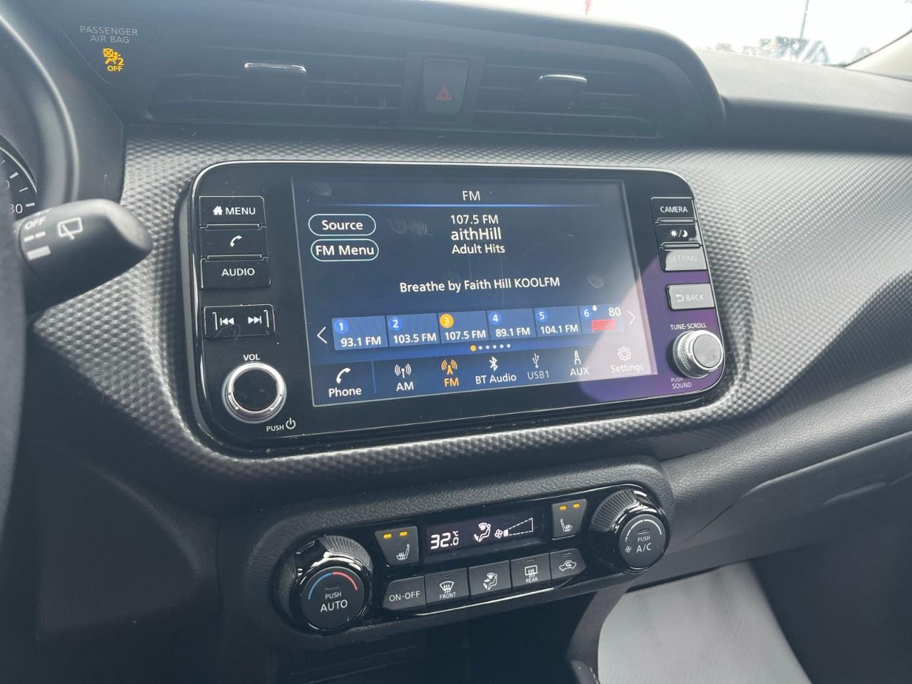 2021 Nissan Kicks SV FWD Photo