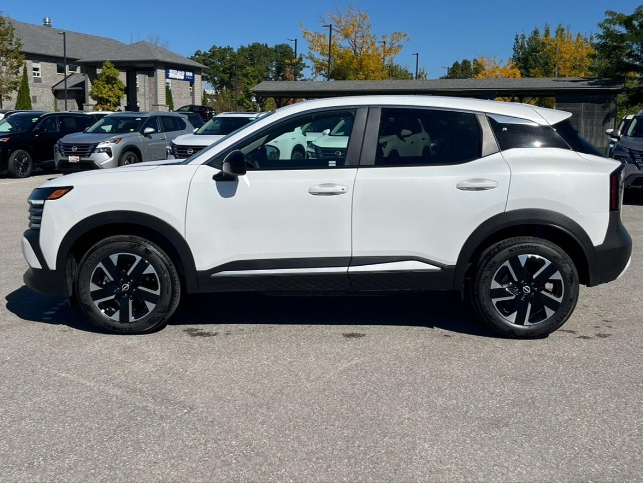 2026 Nissan Kicks SV AWD Photo4