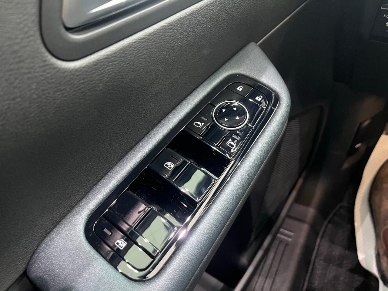 2026 Nissan Leaf S  FWD Photo