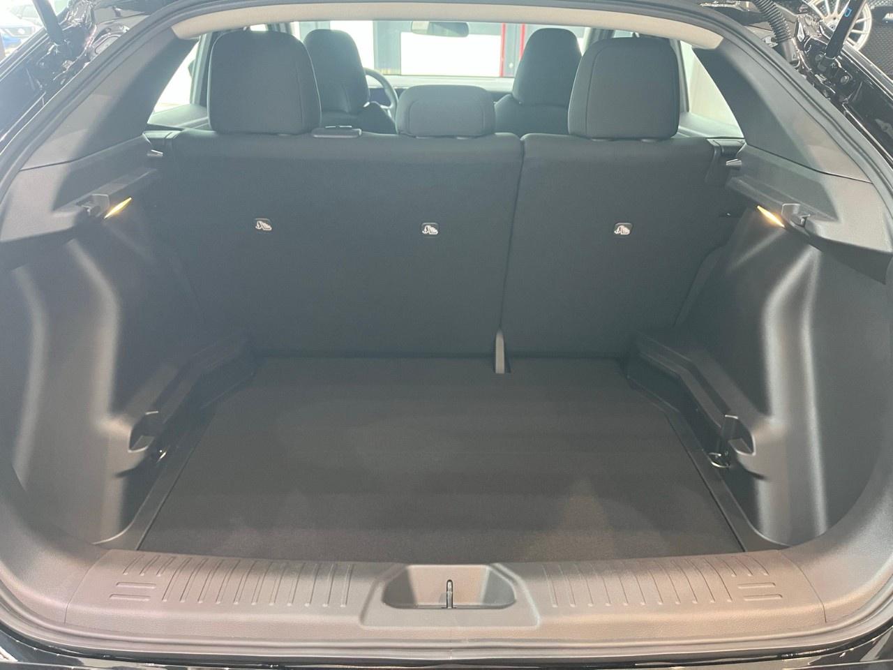 2026 Nissan Leaf S  FWD Photo