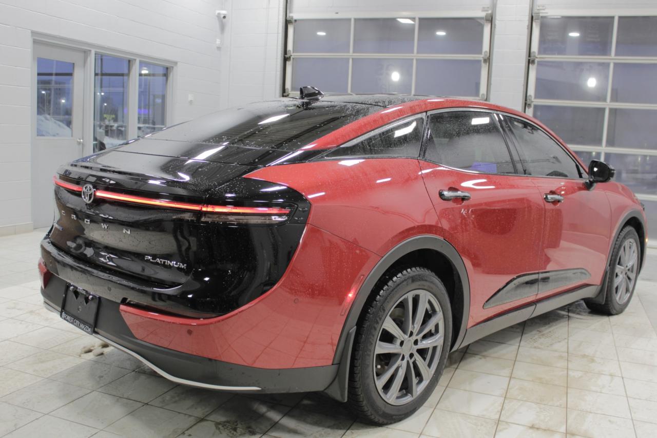 2024 Toyota Crown Platinum Photo