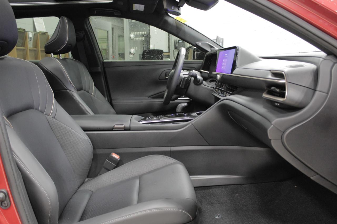 2024 Toyota Crown Platinum Photo