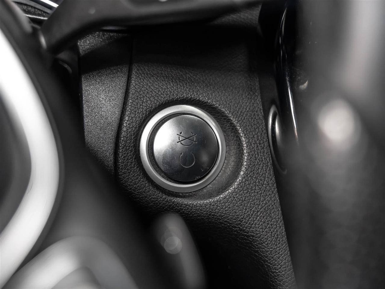 2017 Mercedes-Benz GLC GLC 300|ACCIDENT FREE|ONTARIO VEHICLE|BLINDSPOT Photo