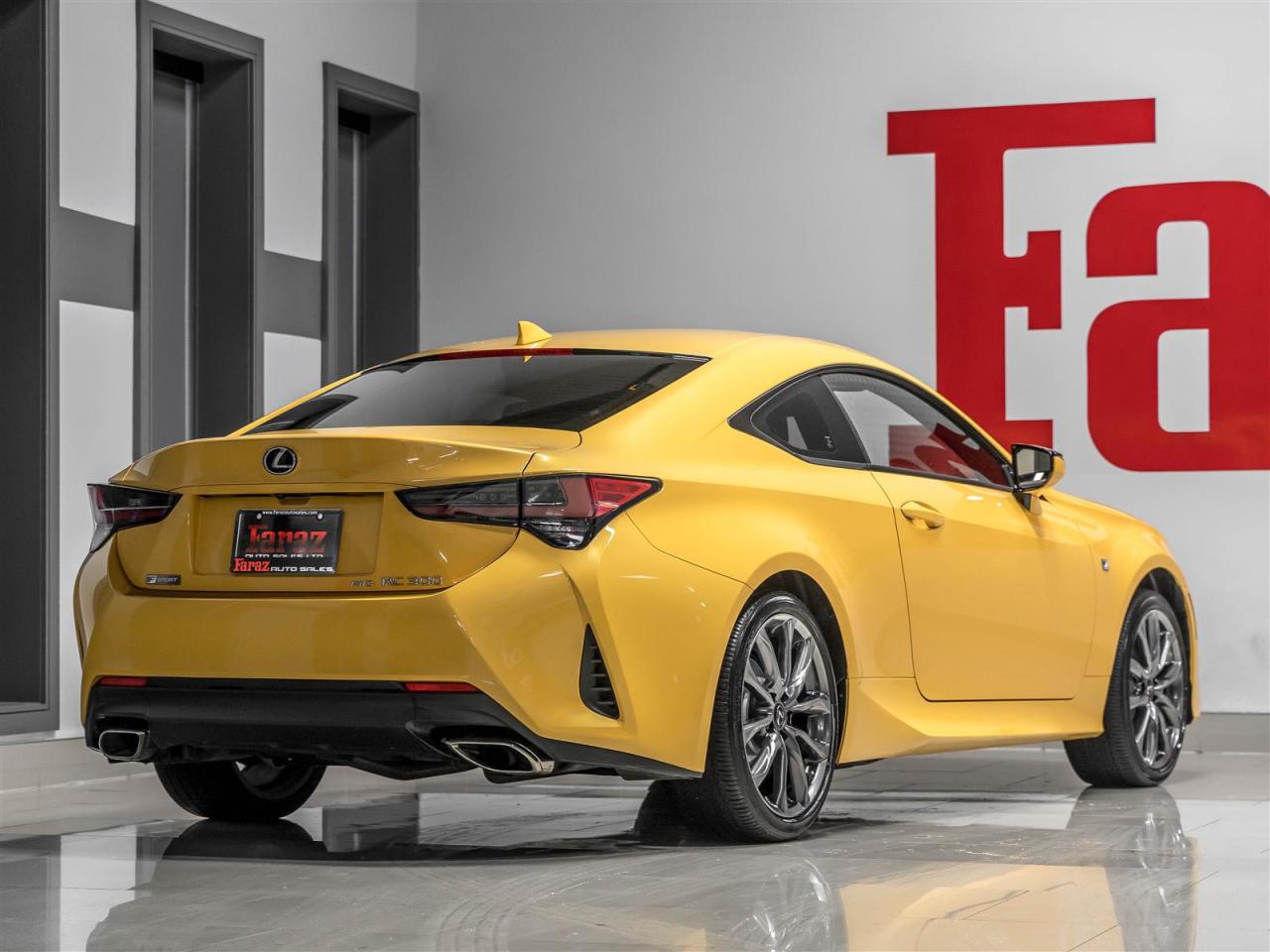 2019 Lexus RC 300 RC 300|AWD|F SPORT|ADAPT CRUISE|BLINDSPOT|COOLED SEATS|LOADED Photo2