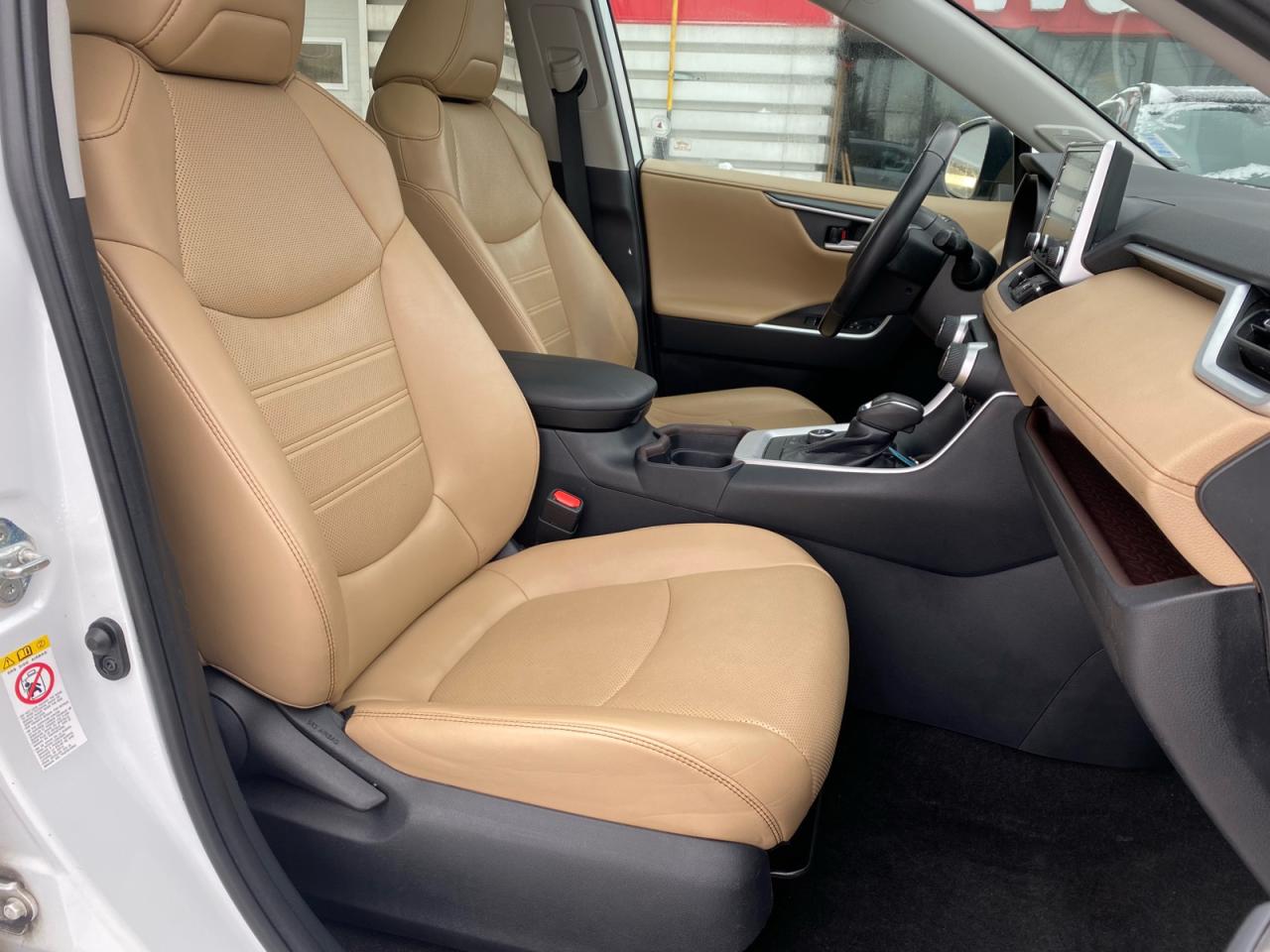 2019 Toyota RAV4 Limited | AWD | Sunroof | NAV ***SOLD*** Photo