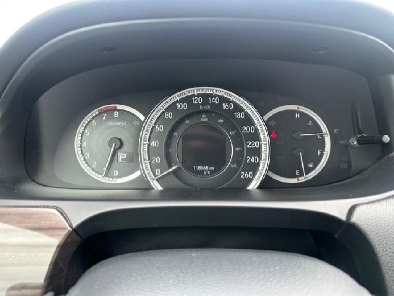 2016 Honda Accord Touring Photo