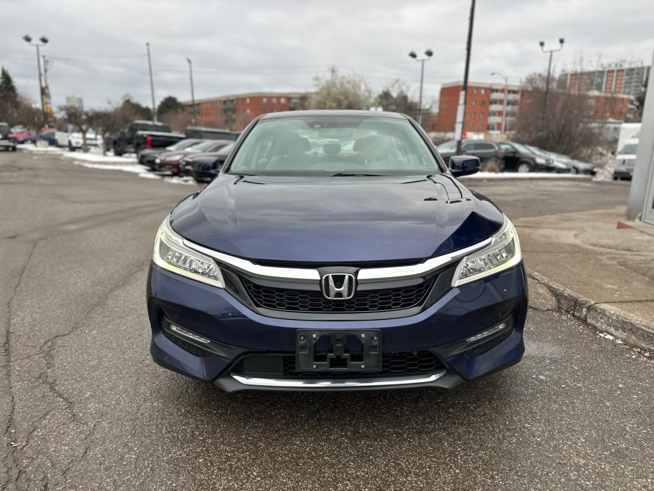 2016 Honda Accord Touring Photo