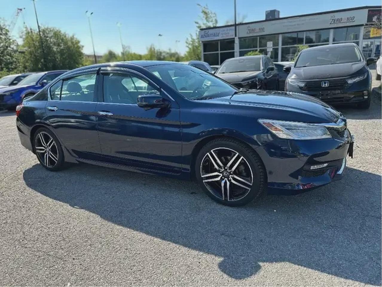 2016 Honda Accord Touring V6 Photo0