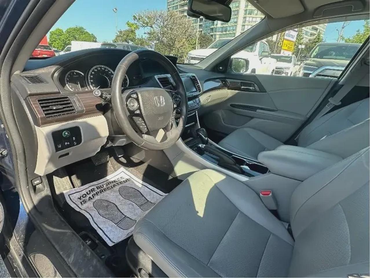 2016 Honda Accord Touring V6 Photo