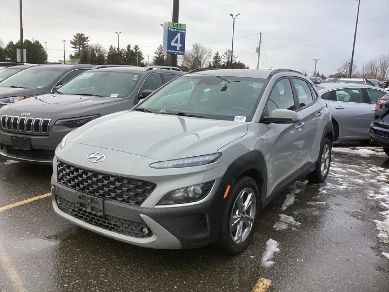2022 Hyundai KONA Preferred AWD Photo0