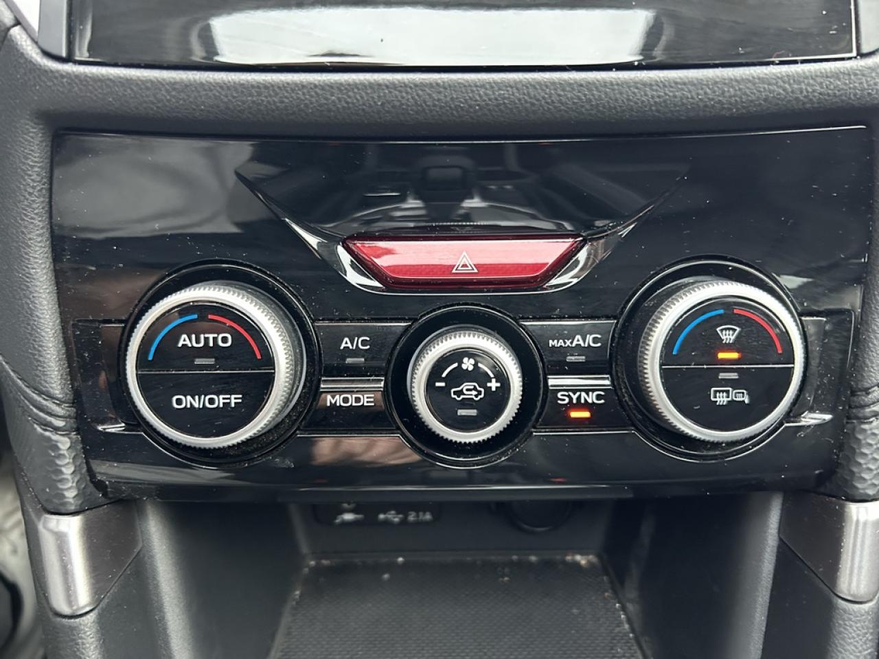 2014 Volkswagen Jetta TRENDLINE   TRENDLINE, AUTO, LOW LOW KM!! Photo