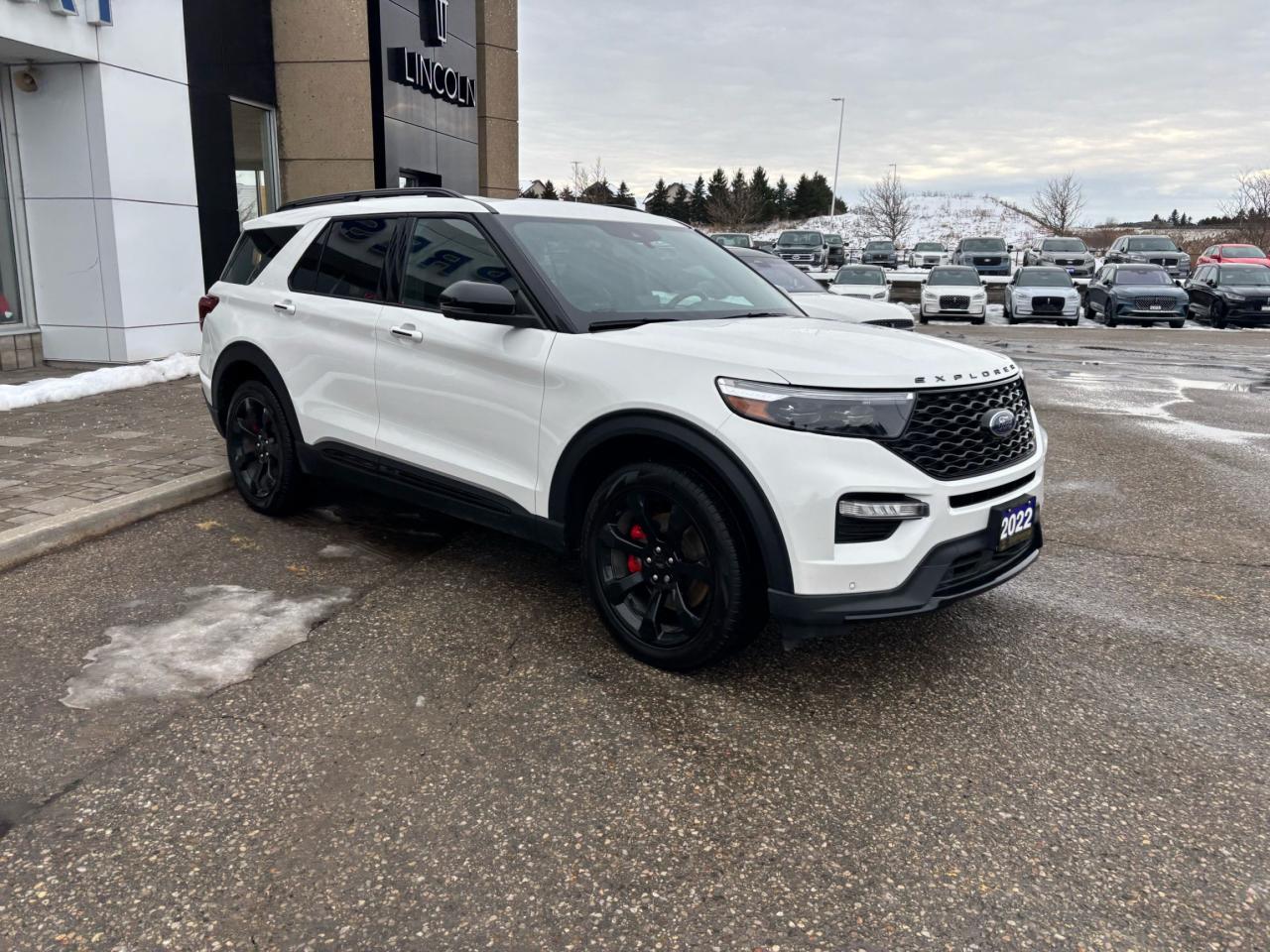 2022 Ford Explorer ST Photo
