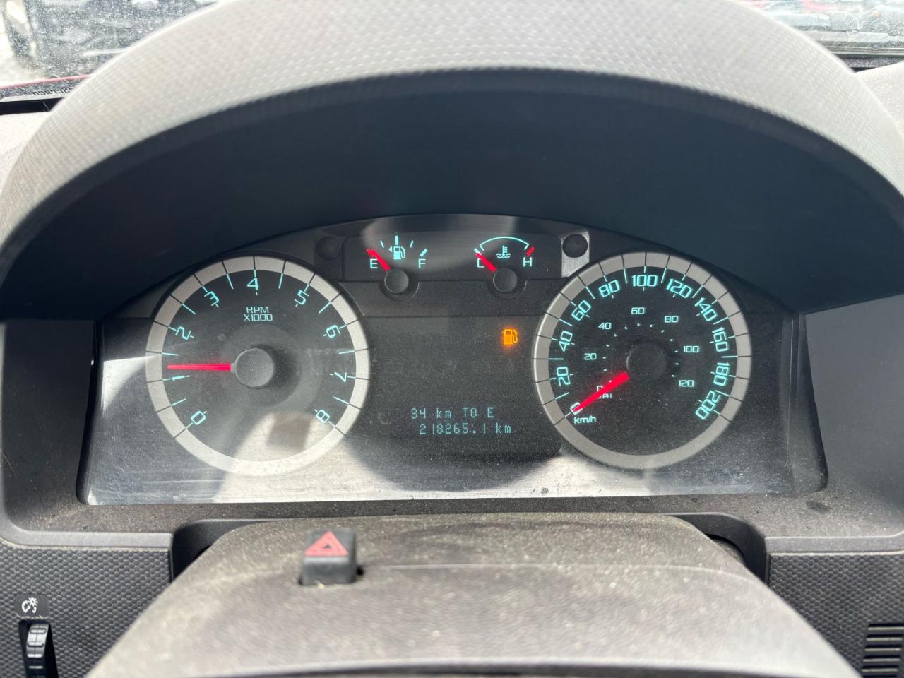 2012 Ford Escape XLT, 4X2, LEATHER, 3L ENGINE, MOONROOF, AS TRADED! Photo