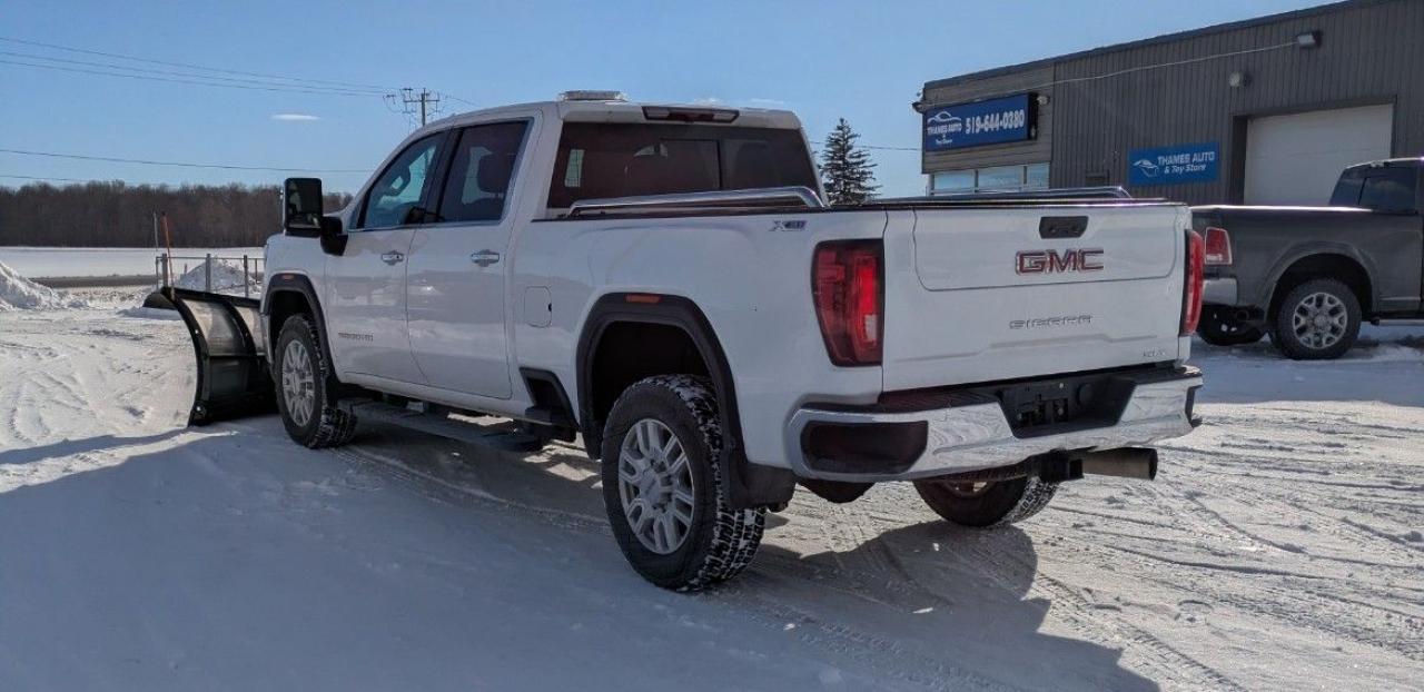 2022 GMC Sierra 2500 4WD Crew Cab 159" SLT Photo3
