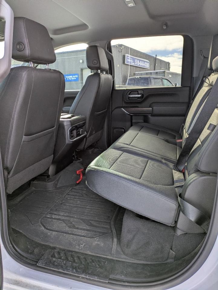 2022 GMC Sierra 2500 4WD Crew Cab 159" SLT Photo