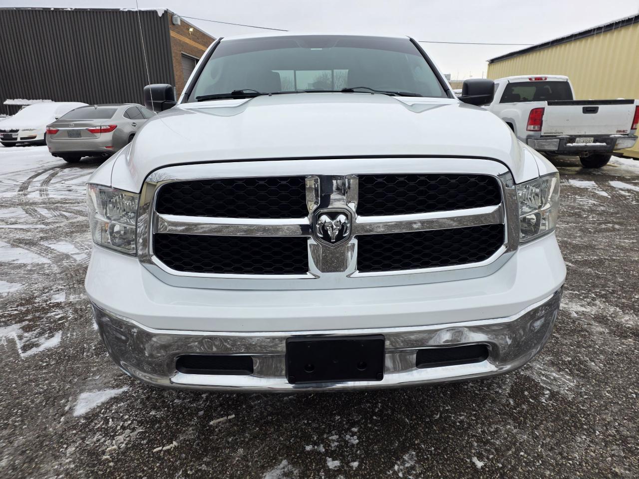 2014 RAM 1500 SLT 4x4 Certified Photo