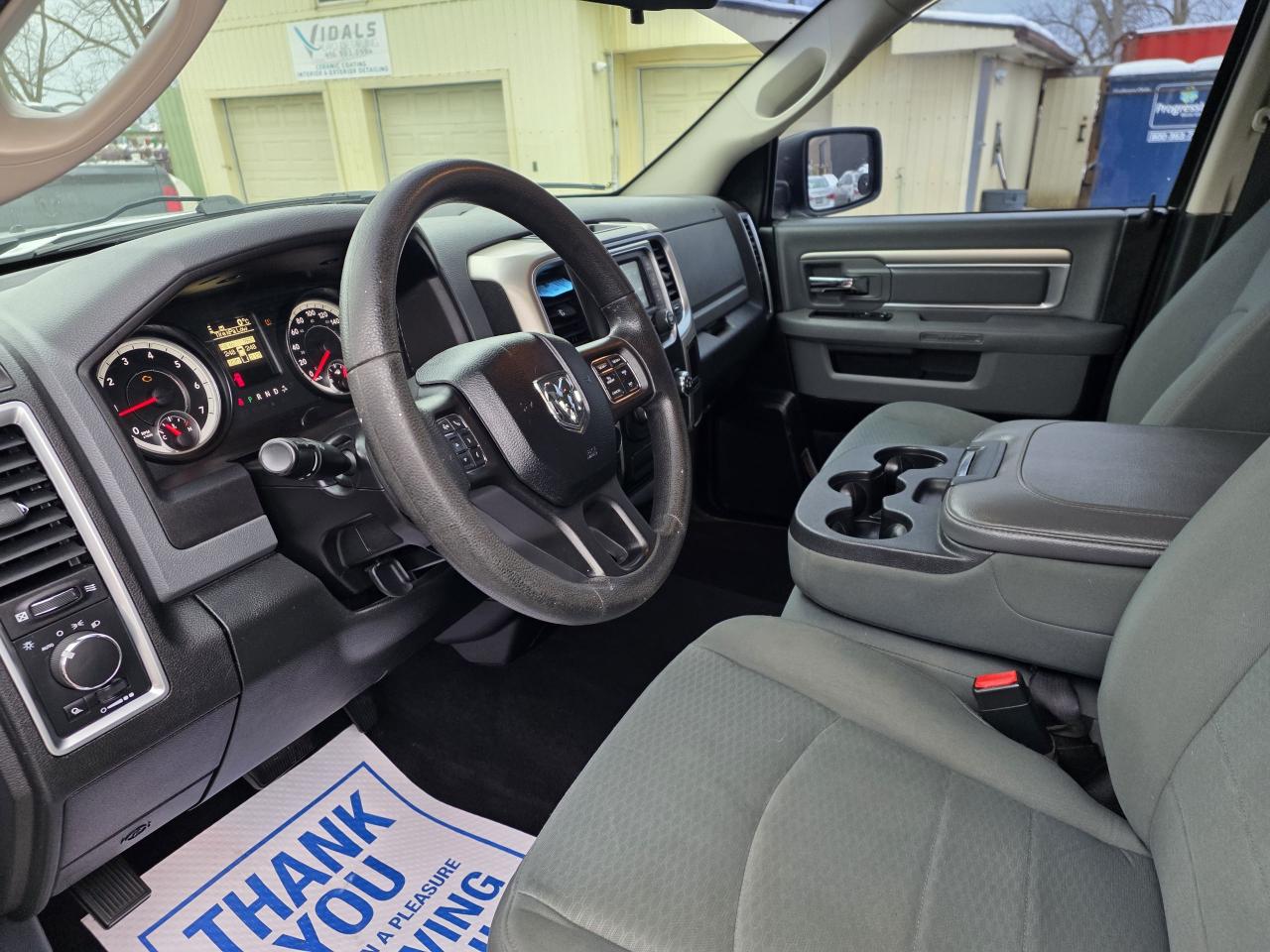 2014 RAM 1500 SLT 4x4 Certified Photo