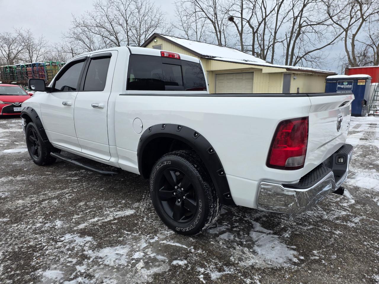 2014 RAM 1500 SLT 4x4 Certified Photo2