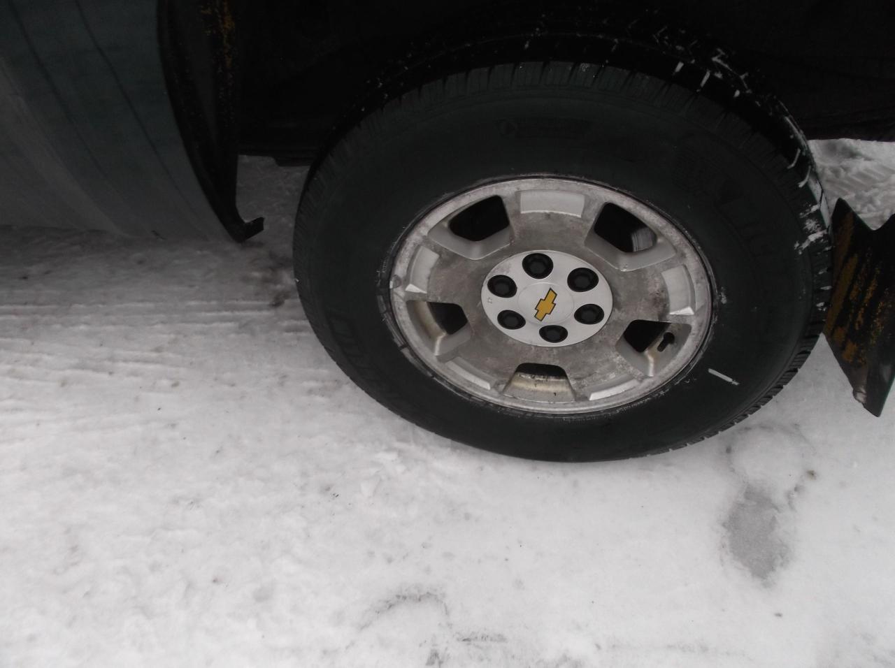 2010 Chevrolet Silverado 1500 C1500 LT E CAB Photo